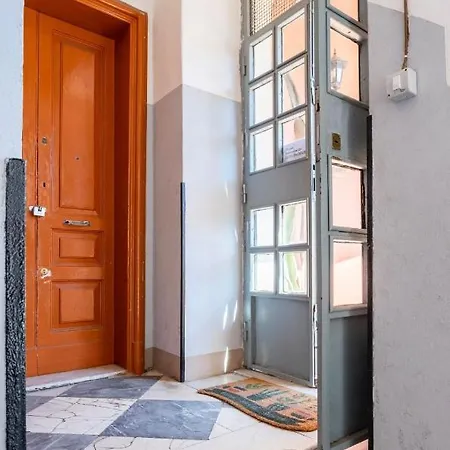 Follow The Sun - Rooftop Terrace Affittacamere