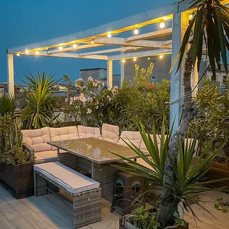 Follow The Sun - Rooftop Terrace Catania